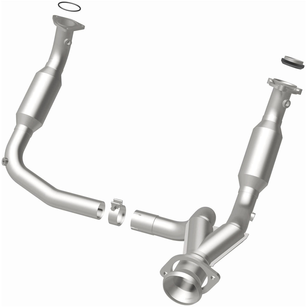 MagnaFlow Conv DF 2007-2008 Cadillac Escalade 6.2L (5451631)