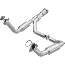 Load image into Gallery viewer, MagnaFlow Conv Direct Fit 07-09 Chevy Trailblazer SS 6.0L V8 (5451650)