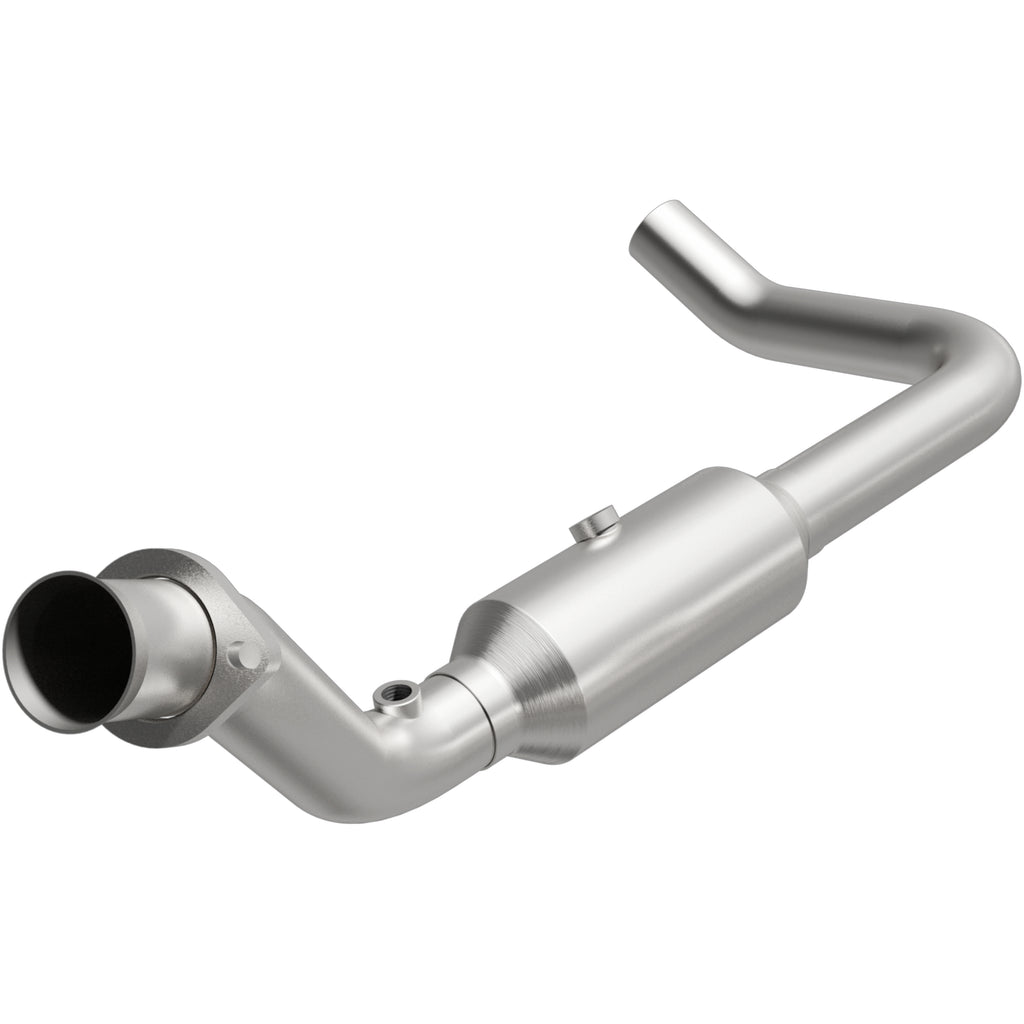 Magnaflow 07-09 Chrysler Aspen 5.7L Direct Fit Converter (5451651)