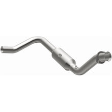 Load image into Gallery viewer, Magnaflow 07-09 Chrysler Aspen 5.7L Direct Fit Converter (5451651)