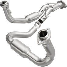 Load image into Gallery viewer, Magnaflow 2006 Jeep Grand Cherokee 4.7L Direct Fit Converter (5451686)