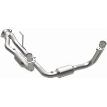 Load image into Gallery viewer, Magnaflow 05-06 Jeep Grand Cherokee 3.7L Direct Fit Converter (5451687)