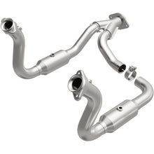 Load image into Gallery viewer, Magnaflow 08-10 Ford F-350 Super Duty 6.8L Direct Fit Converter (5451760)