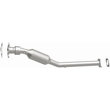 Load image into Gallery viewer, Magnaflow 06-07 Chevrolet HHR 2.2L Direct Fit Converter (5461137)