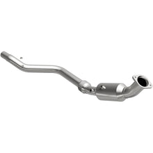 Load image into Gallery viewer, Magnaflow 06-07 Chrysler 300 2.7L Direct Fit Converter (5461140)