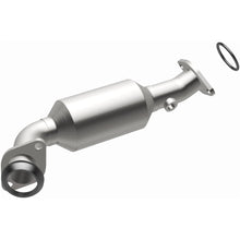 Load image into Gallery viewer, Magnaflow 04-09 Cadillac CTS 3.6L Direct Fit Converter (5461885)