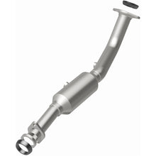 Load image into Gallery viewer, MagnaFlow Direct Fit Converter 03-11 Honda Element 2.4L Underbody (5461990)