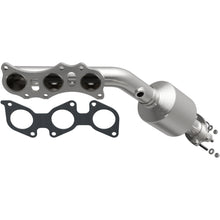 Load image into Gallery viewer, Magnaflow 05-11 Toyota Tacoma Converter DF 4.0L (5481342)