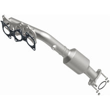 Load image into Gallery viewer, Magnaflow 05-11 Toyota Tacoma Converter DF 4.0L (5481342)