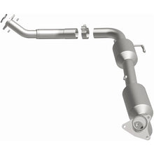 Load image into Gallery viewer, Magnaflow 07-12 Toyota Tundra 4.0L Direct Fit Converter (5481625)
