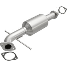 Load image into Gallery viewer, Magnaflow 2005 Kia Sedona 3.5L Direct Fit Converter (5491544)