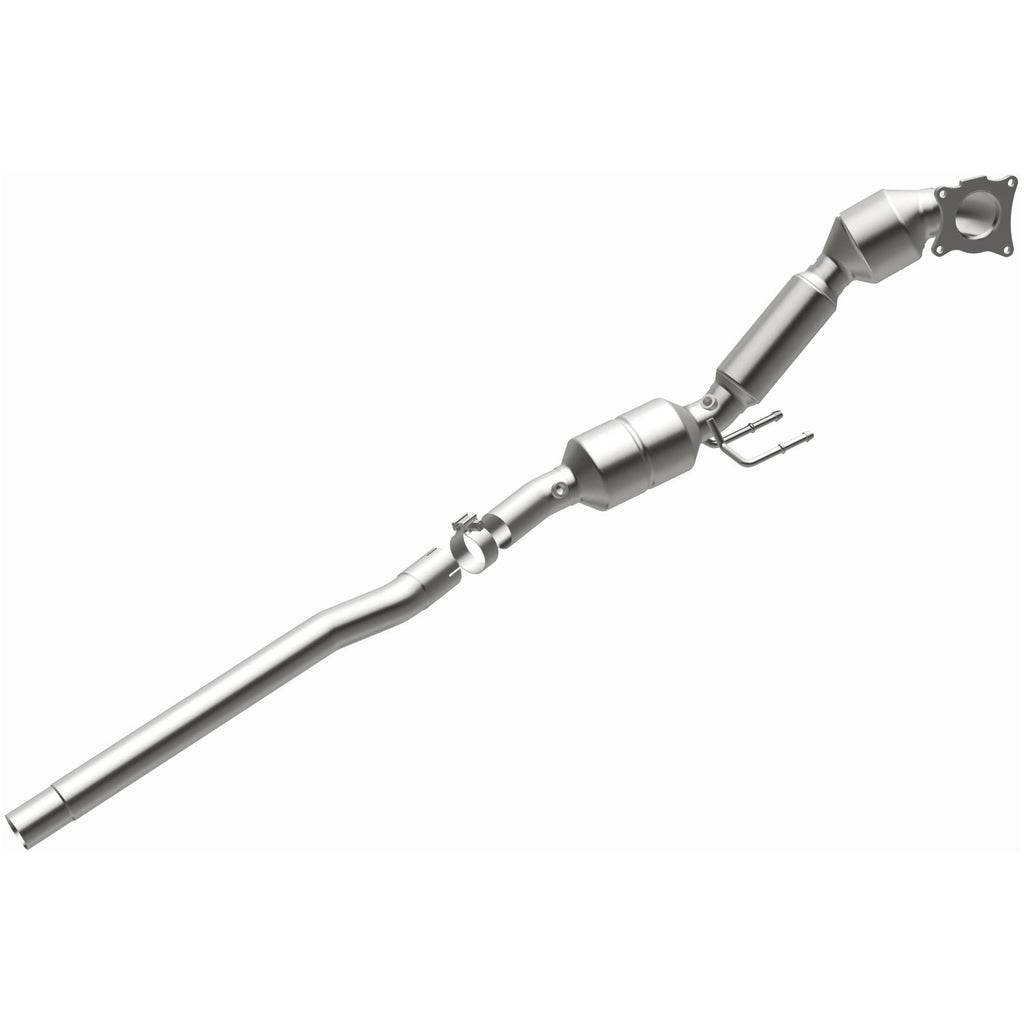 Magnaflow 09-13 Volkswagen CC 2.0L Direct Fit Converter (551380)
