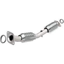 Load image into Gallery viewer, Magnaflow Conv DF 07-12 Nissan Versa 1.8L (551833)