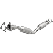 Load image into Gallery viewer, Magnaflow 08-11 Chevrolet HHR 2.2L Direct Fit Converter (551958)