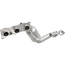 Load image into Gallery viewer, MagnaFlow Conv DF 2008-2010 BMW 528i/528i xDrive 3.0L Underbody (5531222)