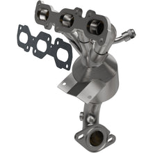 Load image into Gallery viewer, Magnaflow 06-09 Ford Fusion 3.0L Direct Fit Converter (5531388)