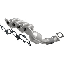 Load image into Gallery viewer, Magnaflow 05-06 Ford Focus 2.0L Direct Fit Converter (5531393)