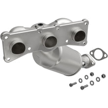 Load image into Gallery viewer, MagnaFlow California Converter Direct Fit 07-13 BMW 328i L6 3.0LGAS 3.75in Inlet 4in Outlet 2in Dia (5531763)