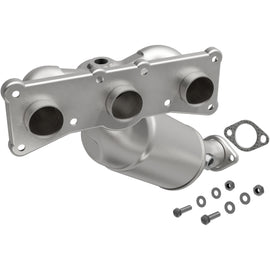 MagnaFlow California Converter Direct Fit 07-13 BMW 328i L6 3.0LGAS 3.75in Inlet 4in Outlet 2in Dia (5531763)