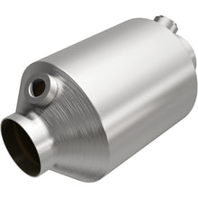 Load image into Gallery viewer, Magnaflow 2.50 2/O2 CA 5in. Spun CA Universal Converter (5551226)