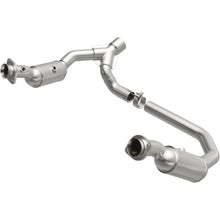 Load image into Gallery viewer, Magnaflow 2007 Dodge Ram 1500 4.7L Direct Fit Converter (5551291)