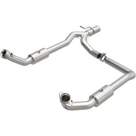 MagnaFlow 09-14 Ford E-150 California Grade CARB Compliant Direct-Fit Catalytic Converter (5551294)