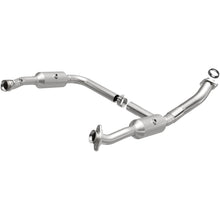 Load image into Gallery viewer, Magnaflow 06-10 Ford Explorer 4.0L Direct Fit Converter (5551598)