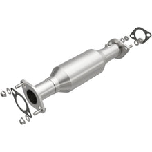 Load image into Gallery viewer, Magnaflow 2006 Mitsubishi Outlander 2.4L Direct Fit Converter (5561407)