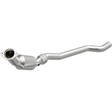 Load image into Gallery viewer, MagnaFlow Conv Direct Fit 06-14 Chrysler 300 5.7L (5561585)