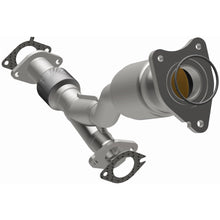 Load image into Gallery viewer, Magnaflow 2007 Chevrolet Malibu 3.5L Direct Fit Converter (5561822)