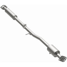 Load image into Gallery viewer, MagnaFlow Exhaust Products 2014-2015 Hyundai Tucson 2.4L California Grade CARB Compliant Direct-Fit Catalytic Converter (5571815)