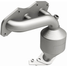 Load image into Gallery viewer, MagnaFlow Converter Direct Fit 07-15 Toyota Sienna 3.5L (5582250)