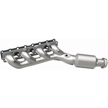 Load image into Gallery viewer, Magnaflow 05-06 Nissan Titan 5.6L Direct Fit Converter (5582380)