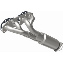 Load image into Gallery viewer, Magnaflow 05-16 Nissan Frontier 2.5L Direct Fit Converter (5582596)