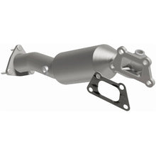Load image into Gallery viewer, Magnaflow 15-16 Chevrolet Colorado 3.6L Direct Fit Converter (5582610)