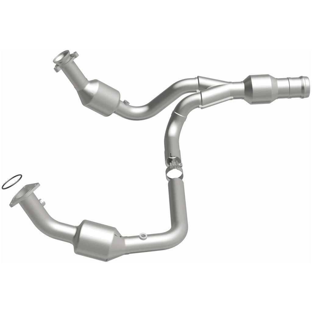 Magnaflow 11-15 GMC Yukon 6.2L Direct Fit Converter (5582616)