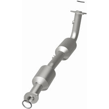 Load image into Gallery viewer, Magnaflow 07-18 Toyota Tundra 5.7L CARB Compliant Direct-Fit Catalytic Converter (5582630)