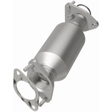 Load image into Gallery viewer, Magnaflow 05-17 Nissan Frontier 4.0L Direct Fit Converter (5582668)