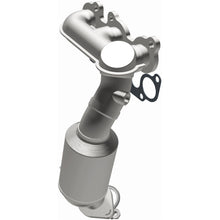 Load image into Gallery viewer, Magnaflow 04-06 Toyota Sienna 3.3L Direct Fit Converter (5582833)