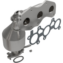 Load image into Gallery viewer, Magnaflow 07-11 Toyota Sienna V6 3.5L Direct-Fit Catalytic Converter (5582858)