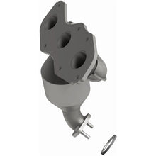 Load image into Gallery viewer, Magnaflow 07-11 Toyota Sienna V6 3.5L Direct-Fit Catalytic Converter (5582858)