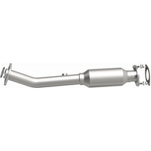 Load image into Gallery viewer, Magnaflow 05-06 Nissan Titan 5.6L Direct Fit Converter (5592218)