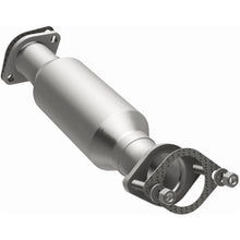 Load image into Gallery viewer, Magnaflow 07-09 Hyundai Santa Fe 3.3L Direct Fit Converter (5592426)