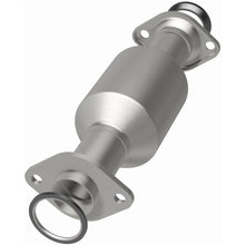 Load image into Gallery viewer, Magnaflow 11-15 Toyota Sienna 3.5L Direct Fit Converter (5592546)