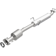 Load image into Gallery viewer, Magnaflow 07-10 Toyota Sienna 3.5L Direct Fit Converter (5592547)