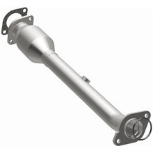 Load image into Gallery viewer, Magnaflow 05-17 Nissan Frontier 4.0L Direct Fit Converter (5592670)
