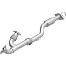Load image into Gallery viewer, Magnaflow 13-14 Nissan Pathfinder 3.5L Direct Fit Converter (5592699)