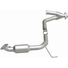 Load image into Gallery viewer, Magnaflow 05-15 Toyota Tacoma 4.0L Direct Fit Converter (5592701)