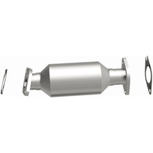 Load image into Gallery viewer, Magnaflow 10-13 Hyundai Santa Fe 2.4L Direct Fit Converter (5592863)
