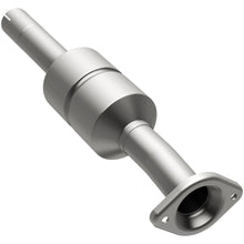 Load image into Gallery viewer, Magnaflow 04-07 Toyota Highlander 3.3L Direct Fit Converter (5592907)